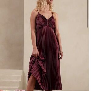 BLACK banana republic pleated silky dress